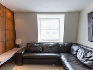 Comfortable Aircon Apartment Earls Court - Photo 13