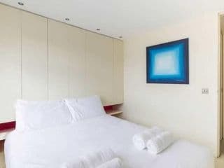 Comfortable Aircon Apartment Earls Court - Photo 18