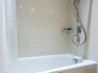 Veeve - Kenway Village - Photo 17