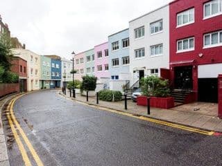 Veeve - Kenway Village - Photo 20