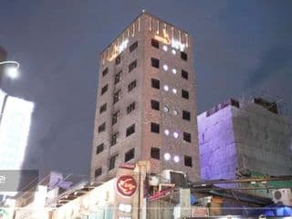 Newyork Hotel - Photo 23
