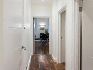 Fleet Street Apartment 1 - Photo 14