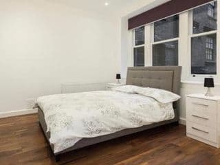 Fleet Street Apartment 1 - Photo 4