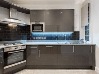 Fleet Street Apartment 3 - Photo 10