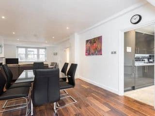Fleet Street Apartment 4 - Photo 3