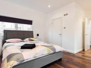 Fleet Street Apartment 4 - Photo 8
