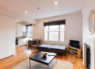3BR Apartment in Great Swiss Cottage Location - Photo 16