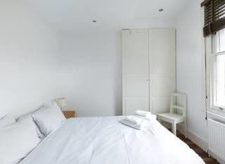 3BR Apartment in Great Swiss Cottage Location - Photo 21