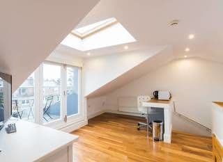 3BR Apartment in Great Swiss Cottage Location - Photo 23