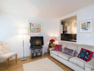 Sublime 1 bed flat with Thames view - Photo 15