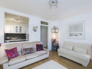 Sublime 1 bed flat with Thames view - Photo 3