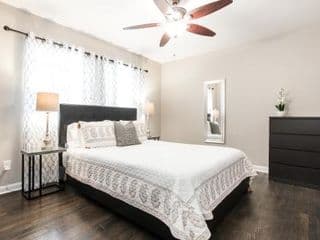 Stylish OneBedroom in Popular Virginia Highland - Photo 2