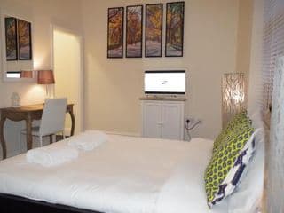 City Chic - King's Cross Apartments - Photo 17