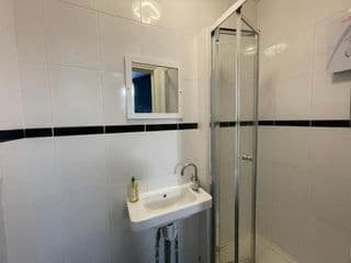 City Chic - King's Cross Apartments - Photo 9