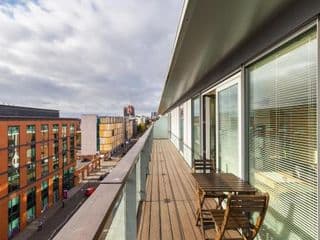City Centre Penthouse - Photo 21
