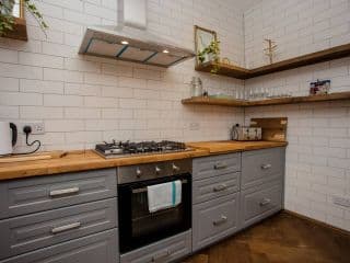 5 Bedroom House in East London - Photo 5