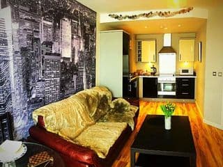 Latitude Chinatown Central Apartment - Photo 4