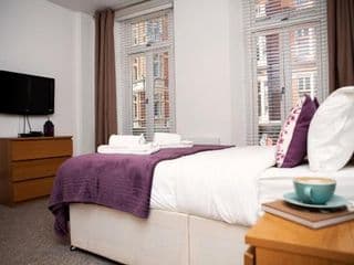 Apt 1, Trafalgar Square (1st Floor) - Photo 13