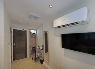 OYO Townhouse 30 Sussex Hotel - Photo 11