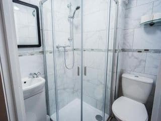 Victoria Lodgings London - Photo 17