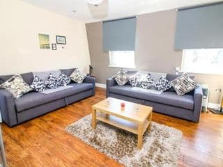 City view flat @ Liverpool st. - Photo 18