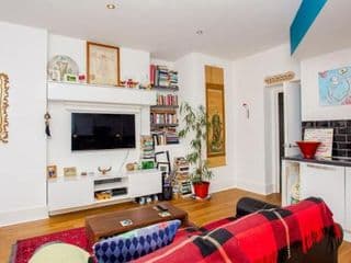 Trendy East London Apartment near Shoreditch - Photo 9