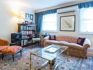 A Place Like Home - Elegant Apartment near Green Park - Photo 3