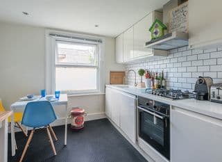 Charming Maida Vale Home by Little Venice - Photo 15