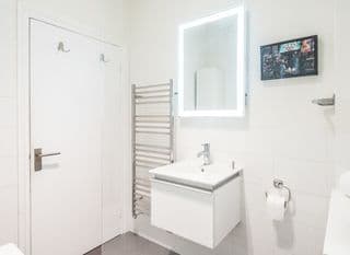 Charming Maida Vale Home by Little Venice - Photo 21