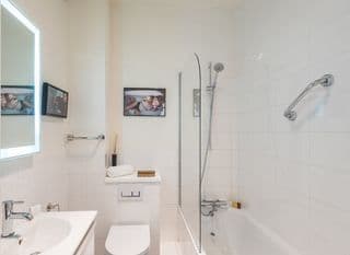 Charming Maida Vale Home by Little Venice - Photo 23