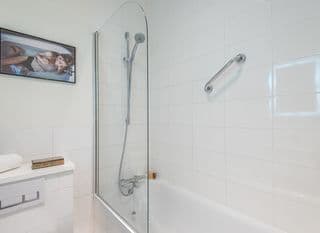 Charming Maida Vale Home by Little Venice - Photo 24