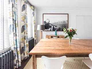The Colouring Book Apartment - Photo 9