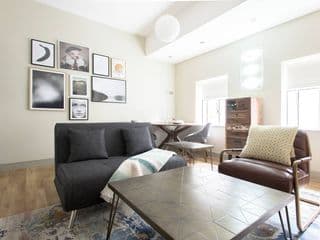 The Soho Loft - Elegant & Modern 1BDR - Photo 6