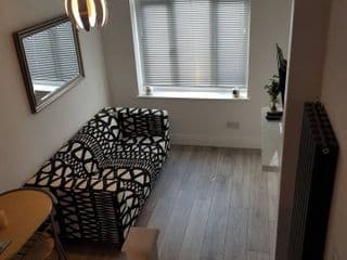 Webb place 2 bedroom apartment ! - Photo 15