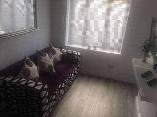Webb place 2 bedroom apartment ! - Photo 8