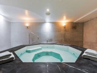 Roland House - Photo 11