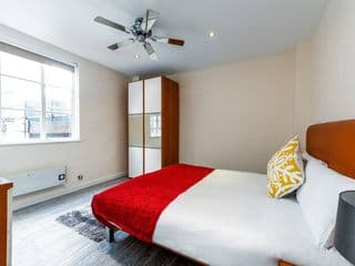 Roland House - Photo 14