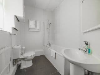 Soho Apartment Sleeps 4, Covent Garden & Leicester Square - Photo 3