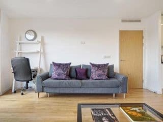 1 Bedroom Stylish Apartment near Regents Park FREE WIFI & AIRCON by City Stay London - Photo 9