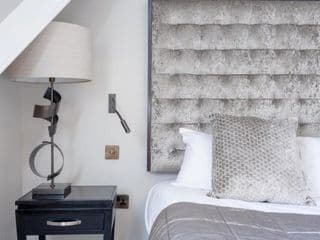 Luxury Mayfair 2 Bedroom Apartment - Photo 5