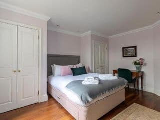 Beautiful 2 bed apt in the heart of Mayfair, close to Tube - Photo 16