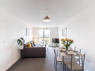 2-bedroom apartment Mill Court, Harlow - Photo 5