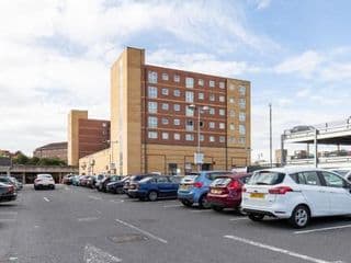 2-bedroom apartment Mill Court, Harlow - Photo 7