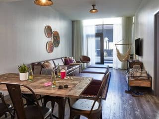Moxy Atlanta Midtown - Photo 8