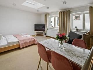 Urban city home - Photo 11