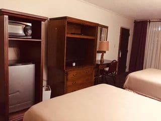 Cheshire Motor Inn - Photo 11