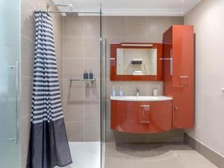 Luxurious Central Kensington Apartment - Photo 19