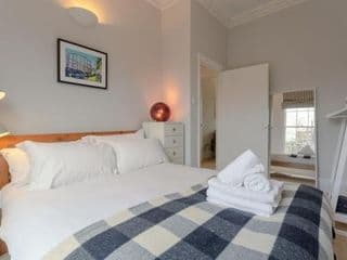 Vibrant 1 Bedroom Flat In Islington With Garden - Photo 3