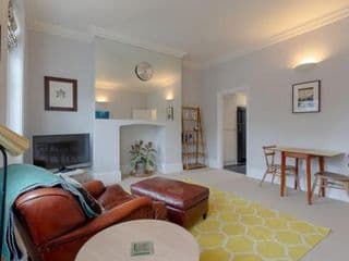 Vibrant 1 Bedroom Flat In Islington With Garden - Photo 7