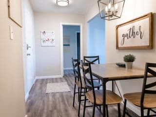 Welcoming Barn, 2 BEDROOM & 1 Bath & Parking - Photo 17